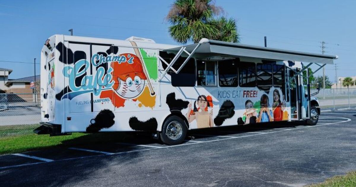 Charlotte County public school children can get free breakfast and lunch during the summer | WGCU News