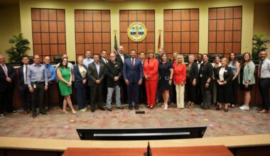 Superintendent defends budget cuts at Lee schools media conference | WGCU News