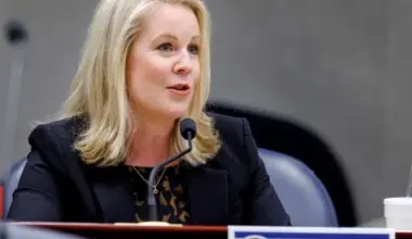 DeSantis appoints Jenna Persons-Mulicka as Lee County Supervisor of Elections | WGCU News