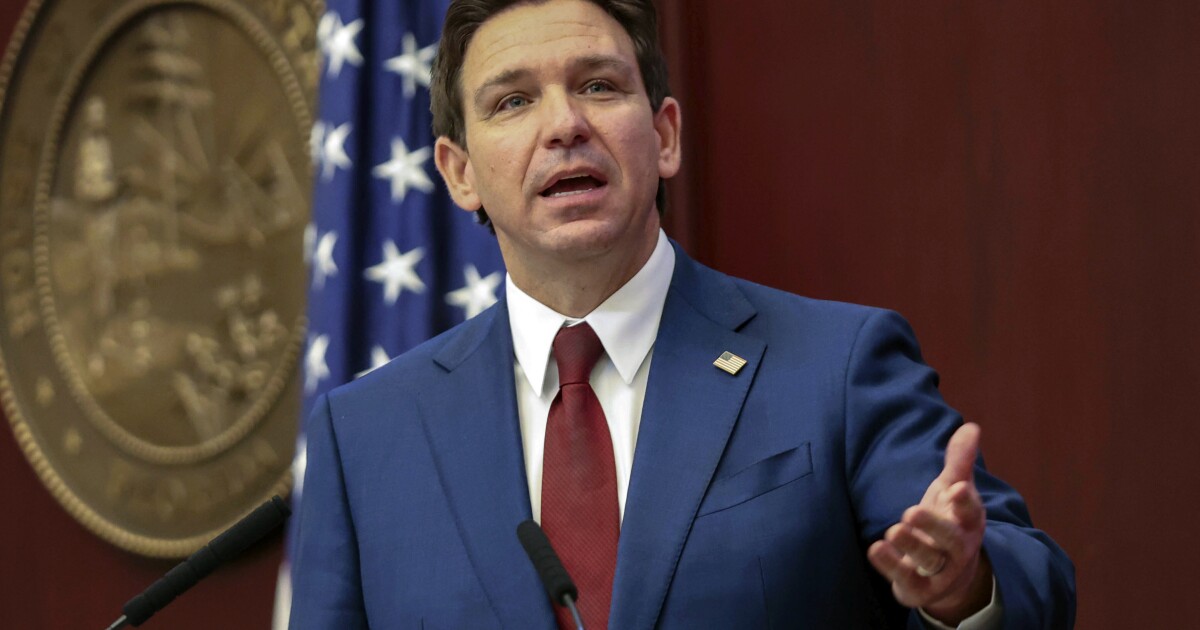 DeSantis signs education bills in Fort Myers; one decertifies unions without 50% participation, another incentivizes some teacher pay | WGCU News