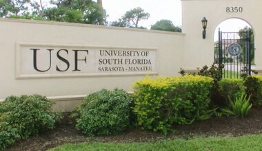 usf_sarasota_manatee