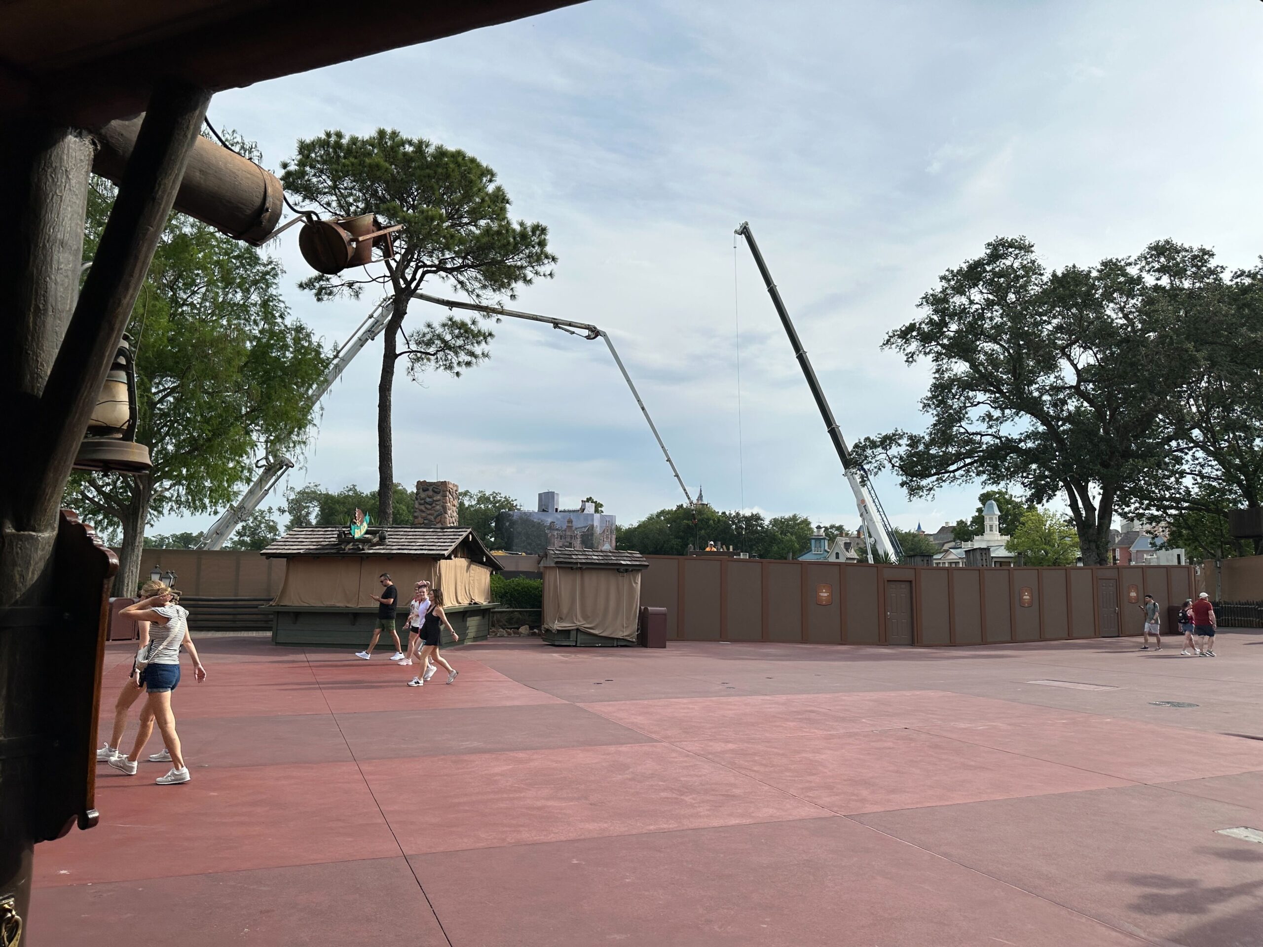 Big Al's has officially closed at Magic Kingdom as Piston Peak construction begins to ramp up in Frontierland.