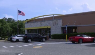 1 critically injured in road rage shooting at Florida McDonald's, deputies say