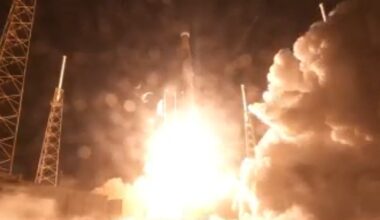 SpaceX launches another batch of Starlink satellites from Florida