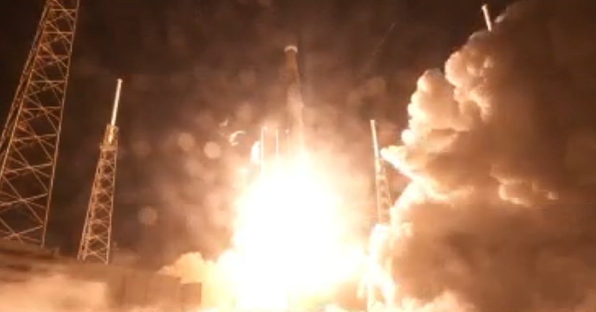 SpaceX launches another batch of Starlink satellites from Florida