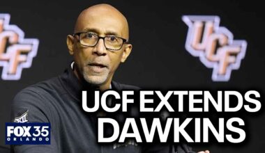 UCF extends basketball coach Johnny Dawkins