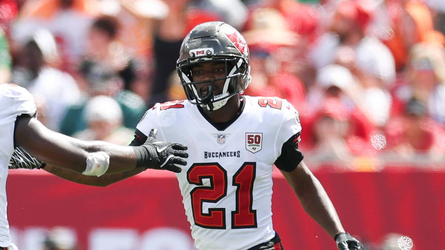 3 Things That Turned Our Heads at Week 2 of Tampa Bay Buccaneers OTAs