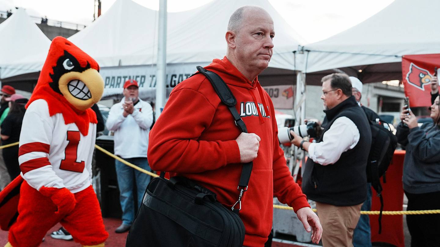 Louisville football looking to flip Florida State commit during huge recruiting weekend