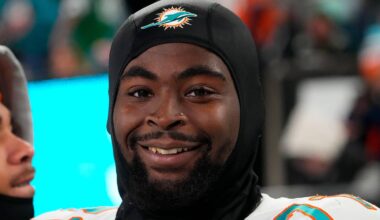 Miami Dolphins offensive tackle Kion Smith