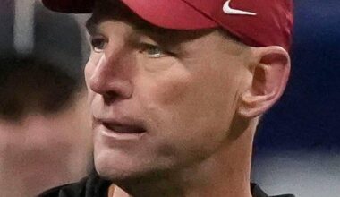 The Alabama Crimson Tide and Florida Gators were flipped by their blood rivals on Saturday for a pair of 4-star recruits