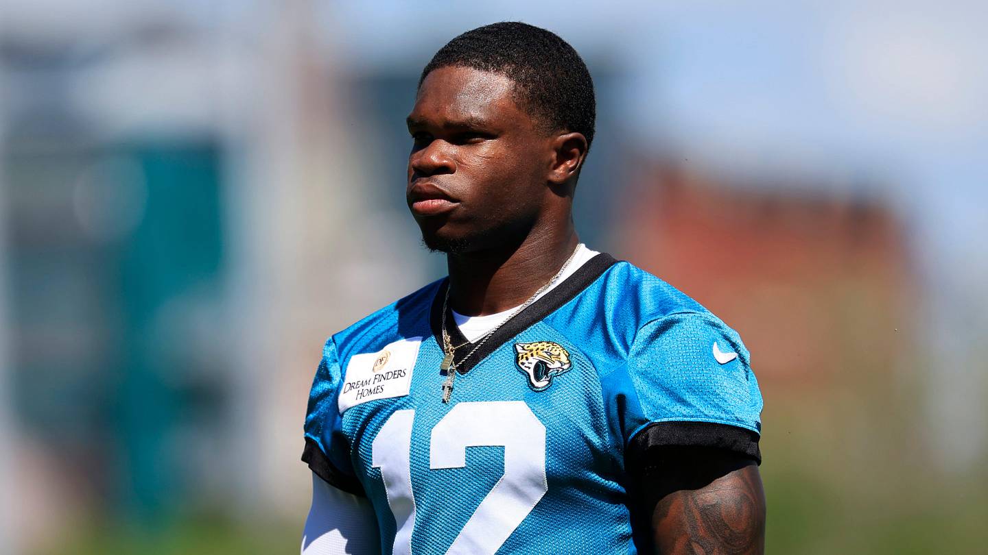 Deion Sanders Speaks Candidly About Travis Hunter Playing Two Ways for the Jaguars