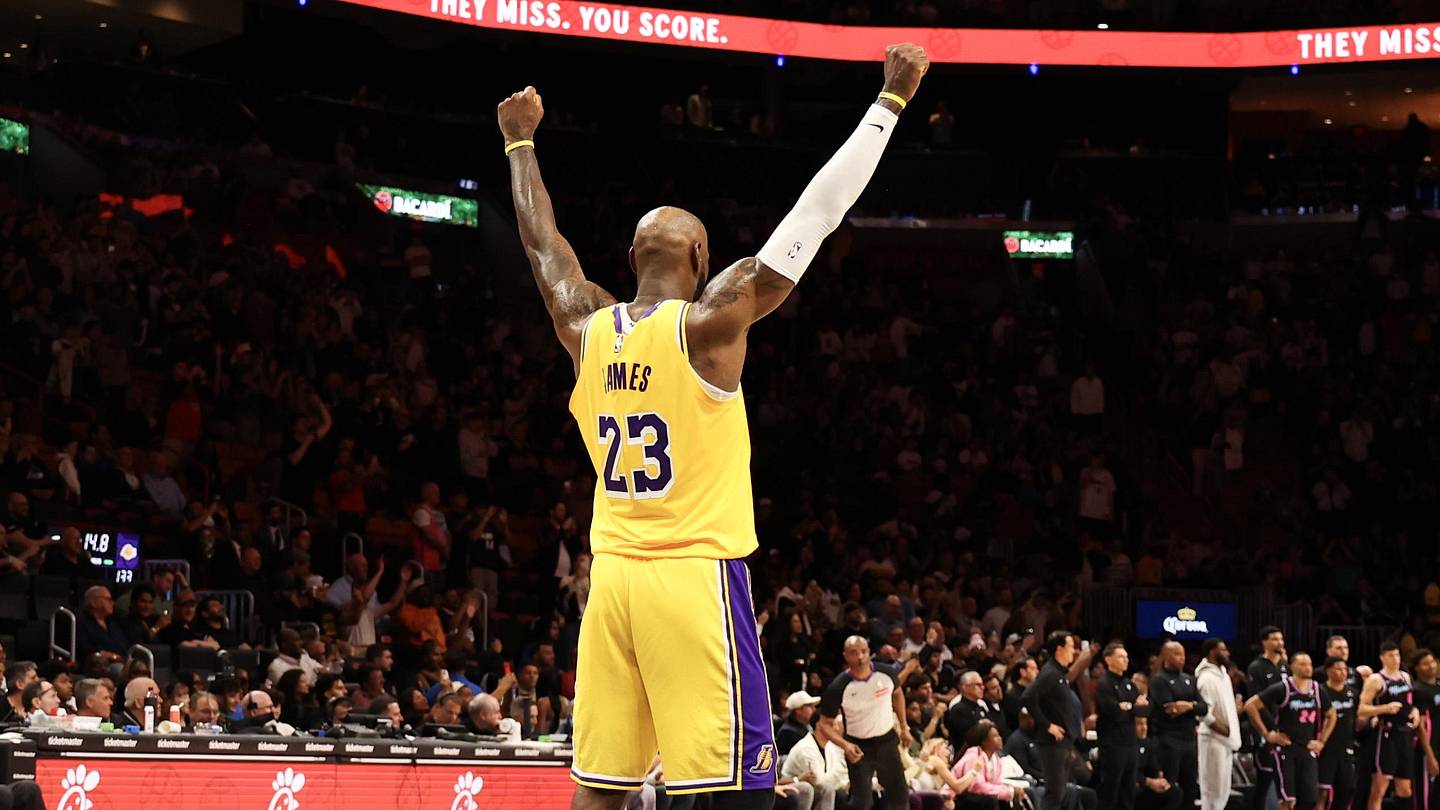 Even Lakers analysts think LeBron James might return to Miami
