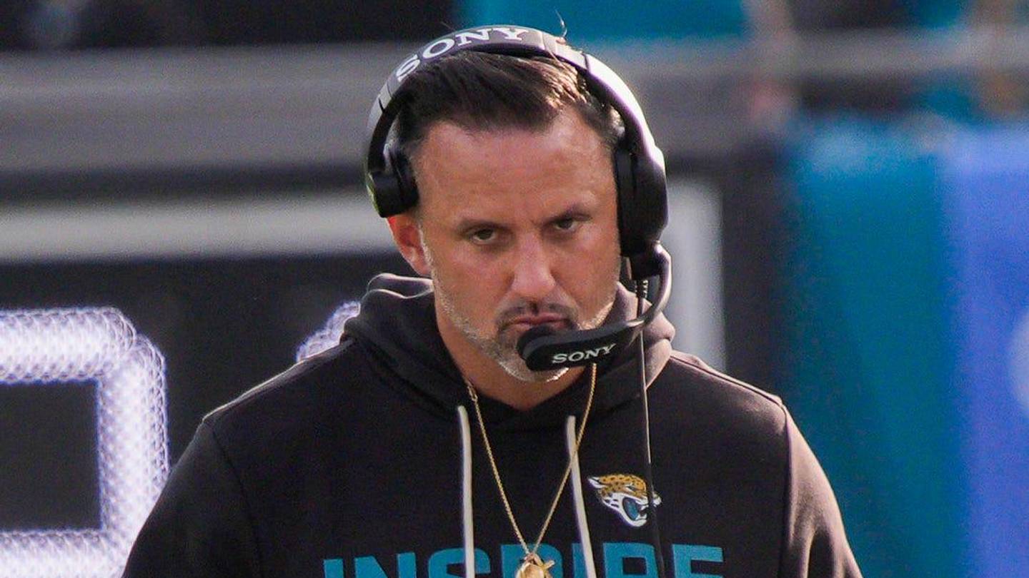 Jacksonville Jaguars defensive coordinator Anthony Campanile walks along the side line during the third quarter during an NFL football game at EverBank Stadium, Sunday, Dec. 14, 2025, in Jacksonville, Fla. The Jaguars defeated the Jets 48-20.