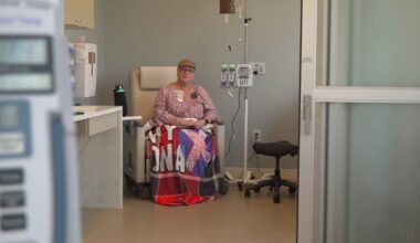 'I was stupid:' Jacksonville nurse shares critical breast cancer warning after diagnosis