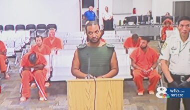 Tampa officer accused of relationship with 16-year-old gets bond, must stay off social media