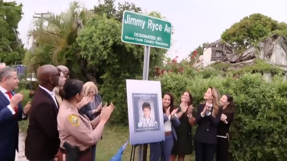 Miami-Dade unveils new street sign honoring Jimmy Ryce, abduction victim whose death led to child safety reforms - WSVN 7News | Miami News, Weather, Sports