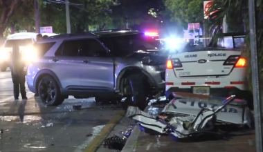Miami Police officer hospitalized after crash involving another vehicle; remains in stable condition - WSVN 7News | Miami News, Weather, Sports