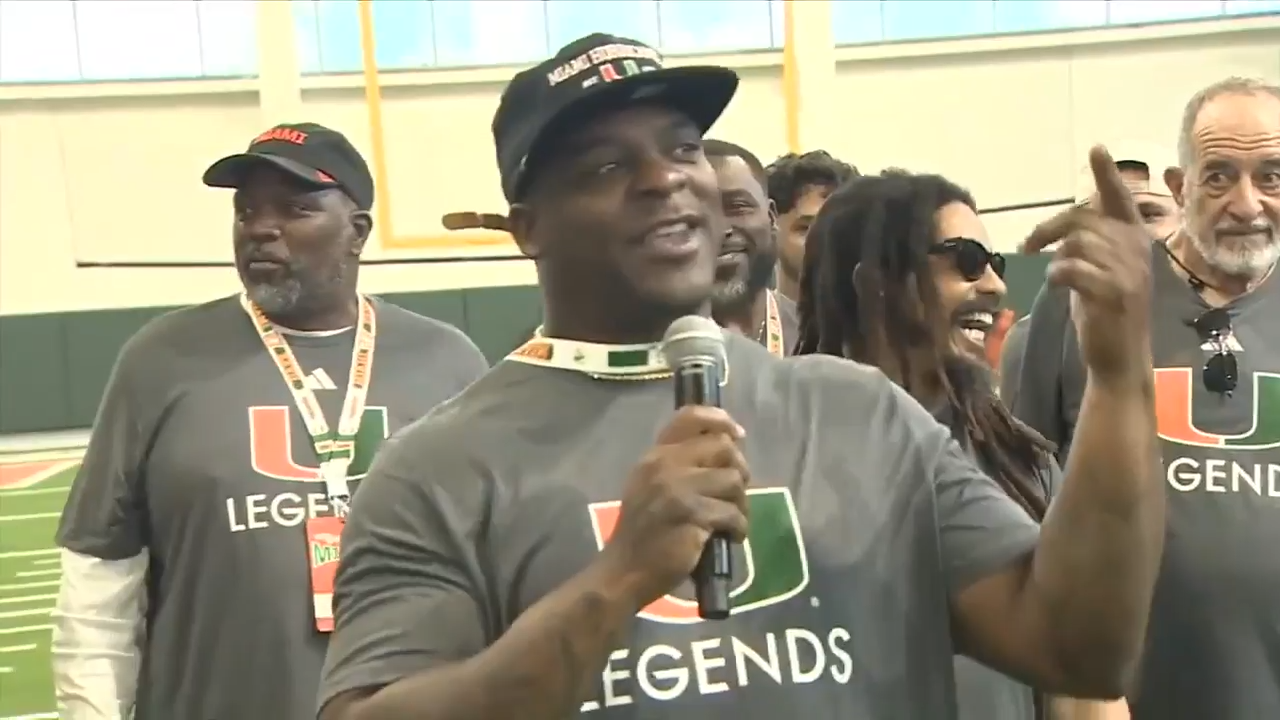 Canes greats guide next generation at Miami Legends Camp - WSVN 7News | Miami News, Weather, Sports