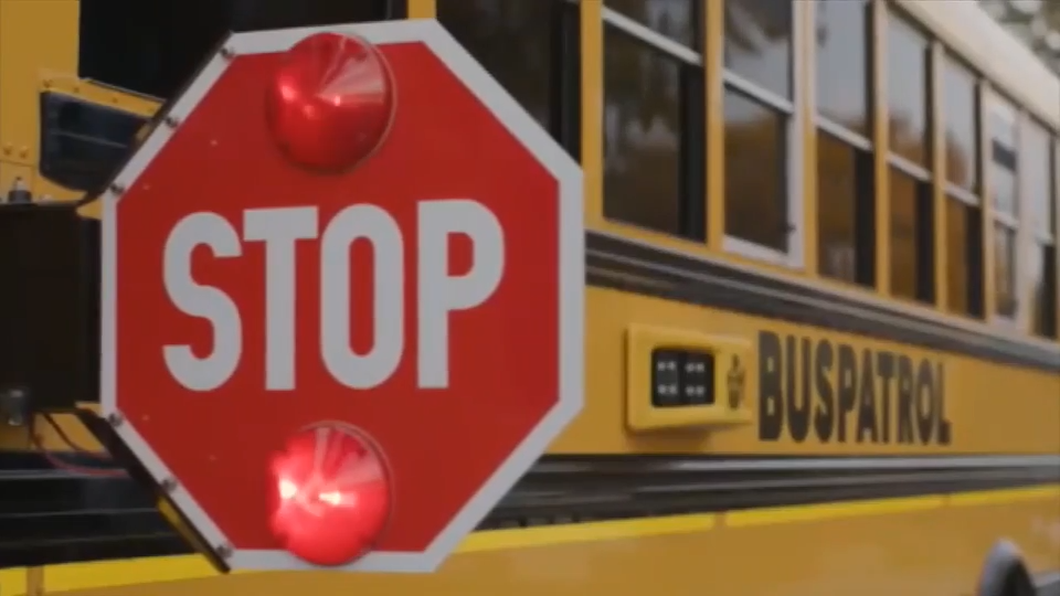 New program in Broward will ticket drivers who pass stopped school buses - WSVN 7News | Miami News, Weather, Sports