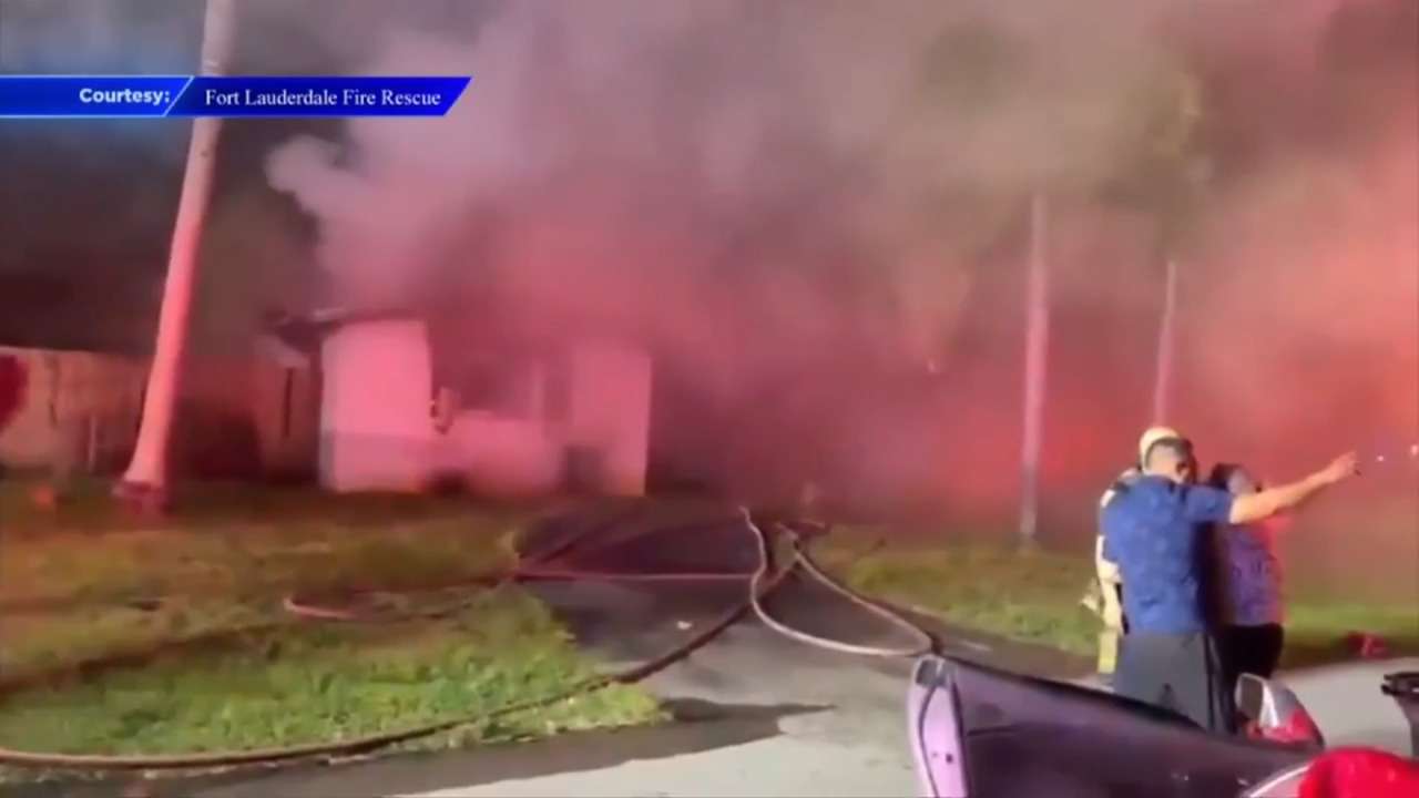 2 woman hospitalized, one pet dead after a house fire in Fort Lauderdale - WSVN 7News | Miami News, Weather, Sports