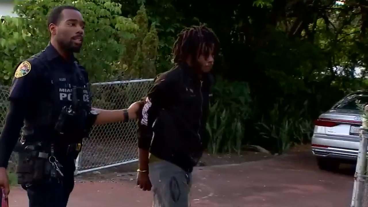 2 detained after police pursuit ends with bailout, neighborhood search in NW Miami-Dade - WSVN 7News | Miami News, Weather, Sports