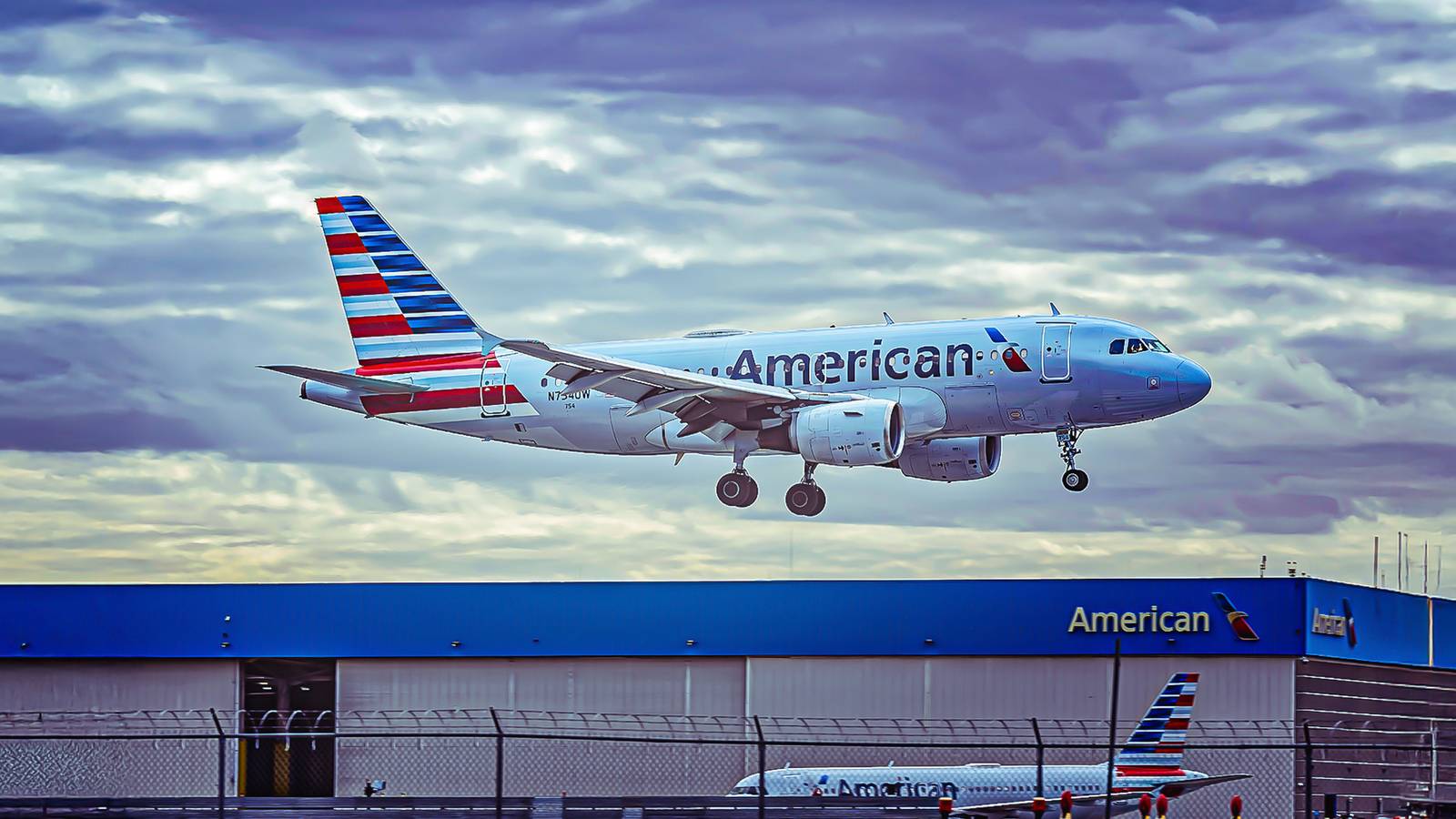American Airbus A319 Aborts Miami Takeoff Within A 3rd Of A Mile Of Stray Private Jet