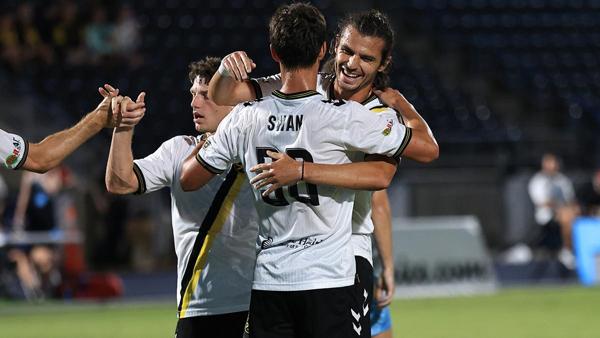 Miguel Berry Leads Battery to Emphatic Win in Jacksonville