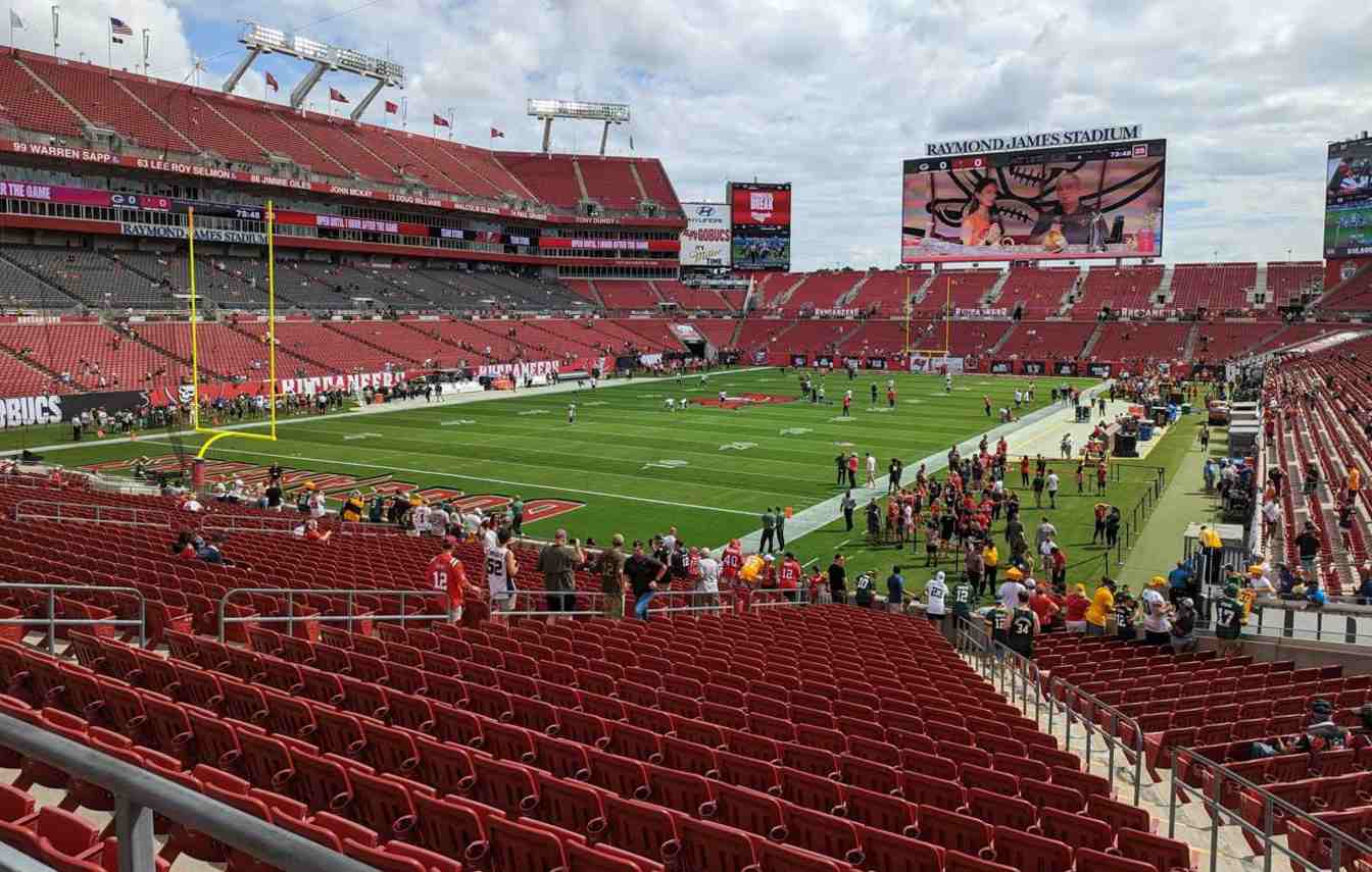 Raymond James Stadium 