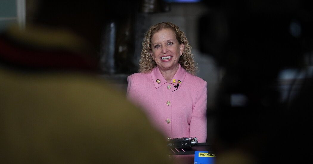 How Redistricting Pit Wasserman Schultz Against Black Democrats in Florida