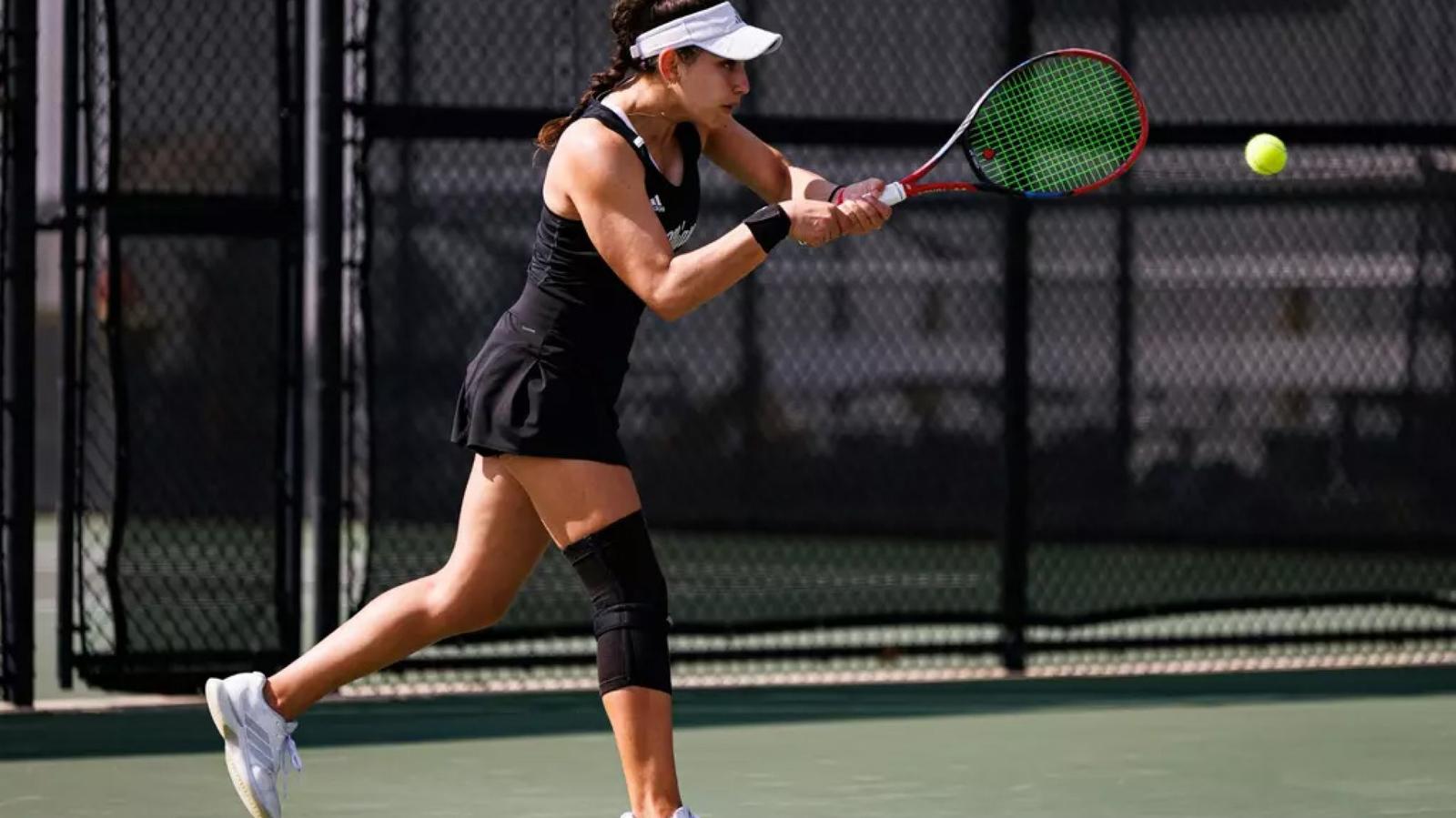 Miami Tennis vs Massachusetts (MAC Semifnials)