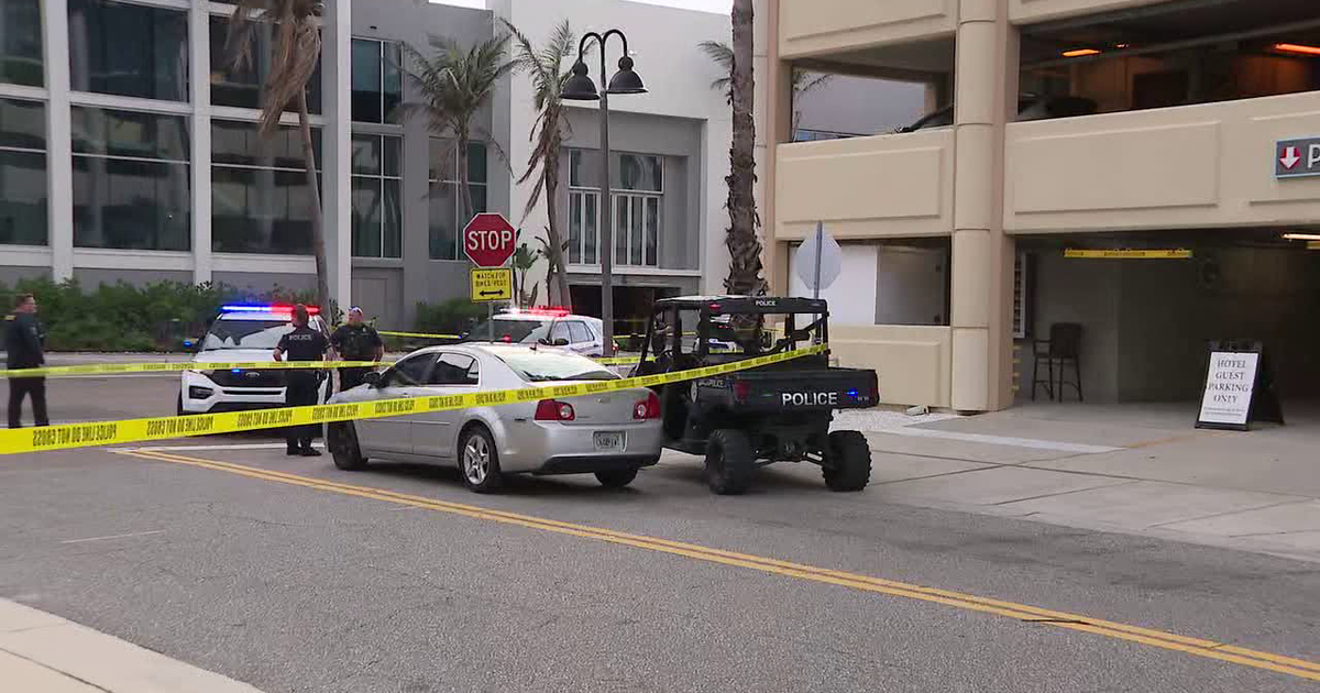 Clearwater Beach 'teen takeover' shooting: Brandon teen faces gun charges; suspected shooter remains at large