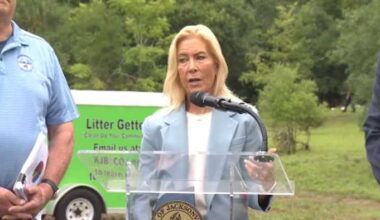 Deegan, officials demonstrate new equipment in ongoing campaign to fight litter, blight