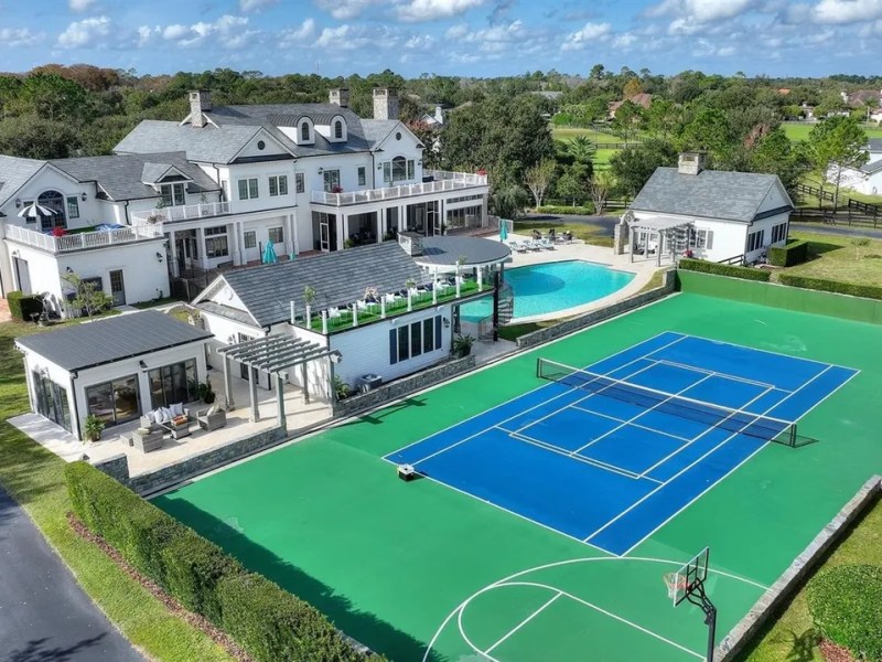 Central Florida’s ‘Zoelyon’ mansion comes with a British sports pub, barn and tennis court for $9M
