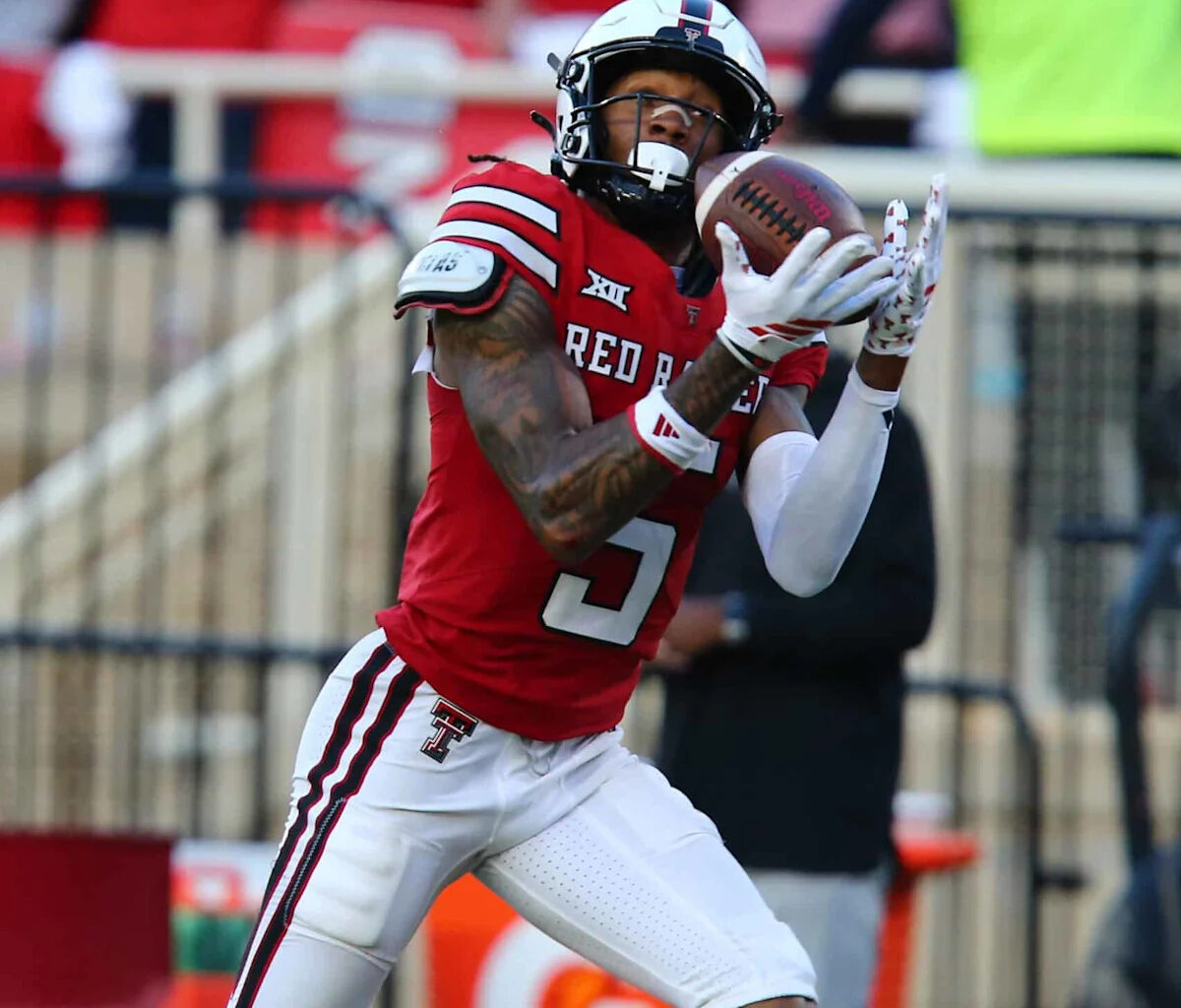 Miami Dolphins: Ink Rookie Receiver With 4-year Contract