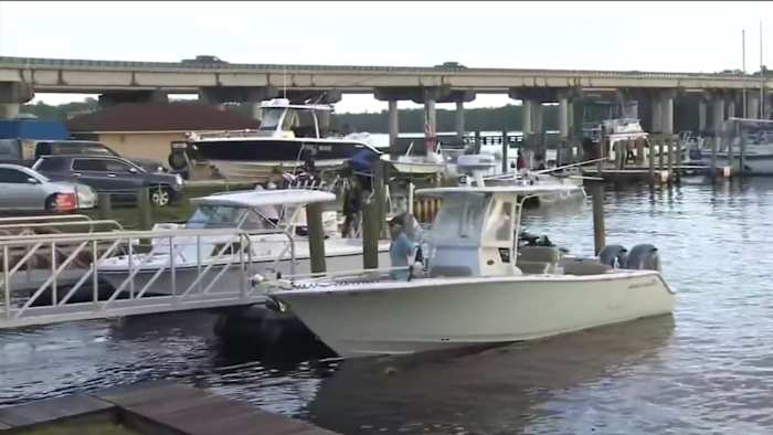 ‘Boater Skip Day’ draws hundreds to St. Johns River in Clay County