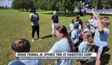 Jaguars WR Brian Thomas Jr. spends morning with children at the Jacksonville DiaBesties Camp