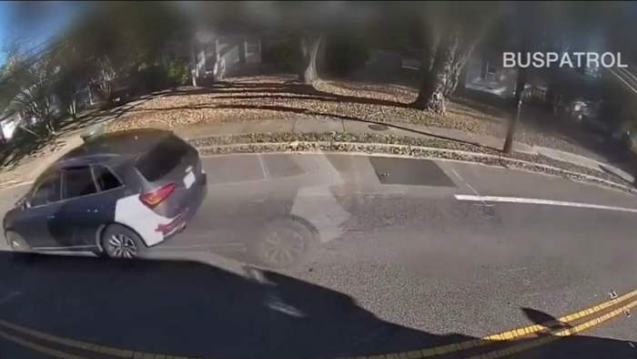 Duval County drivers racked up $719K in school bus fines during first month of stop-arm camera program