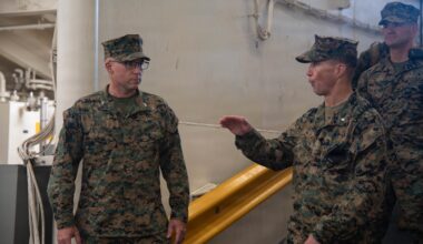 LCF-24: Col. Lynch Tours USS Fort Lauderdale