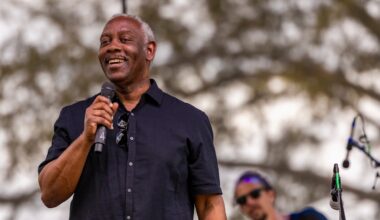 Orange County Mayor Jerry Demings diagnosed with prostate cancer, suspends race for governor