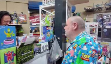 ‘Extremely sad’: Jacksonville residents react to planned closing of Pecan Park Flea Market this fall