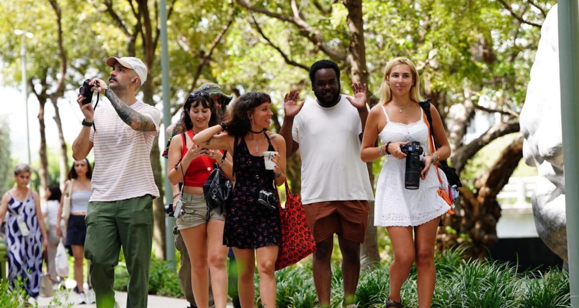 These Miami Photowalks Are Turning Strangers into Collaborators—And Anyone Can Join