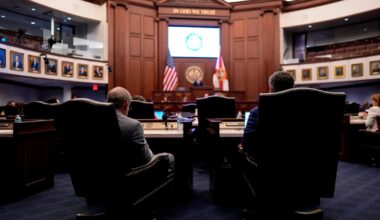 Florida court allows use of new US House districts drawn by Republicans for midterm elections