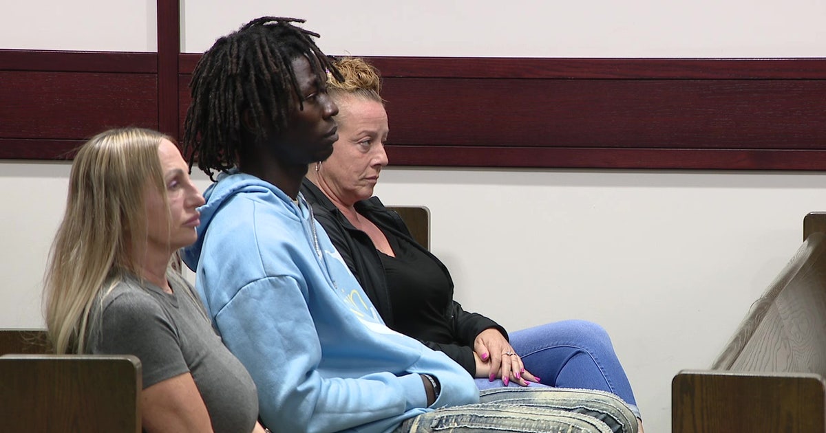 Tampa murder trial paused over allegations juror intimidation in courthouse elevator