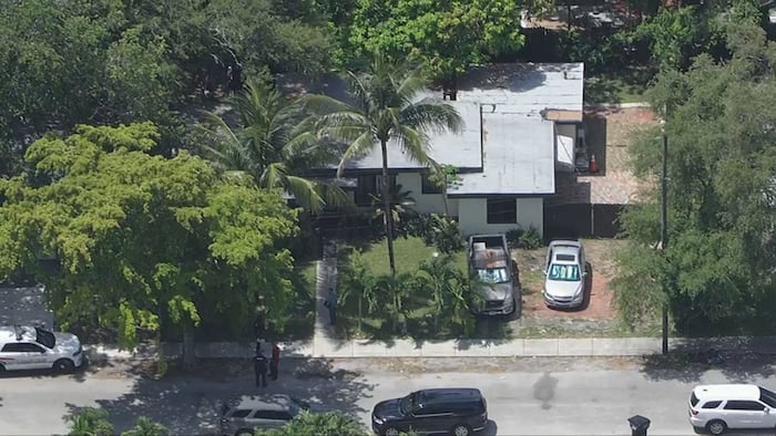 Man hospitalized after being stabbed in North Miami