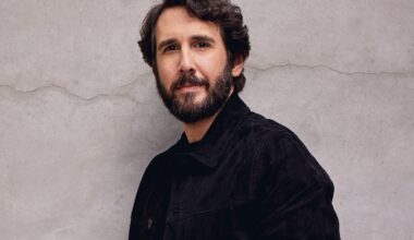 Q&A: Before Tampa show, Josh Groban talks new album and ‘Sweeney Todd’