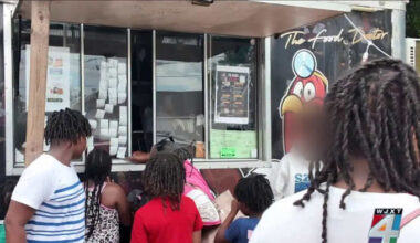 A Jacksonville food truck is feeding kids for free this summer. Here’s how you can help