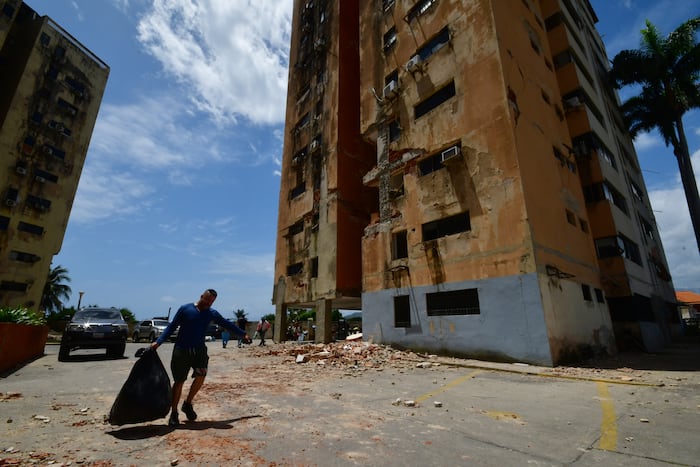 Helping Venezuela: Miami-Dade’s tax collector opens 11 drop-off locations