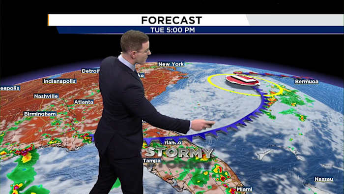 Rain chances increase to start the week