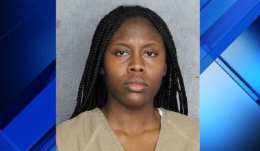 Broward elementary school teacher arrested; accused of bringing stun gun on campus