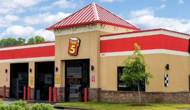 Take 5 Oil Change targets third Clay County site